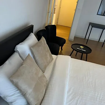 Logement Proche Place Stanislas Avec Parking Nancy